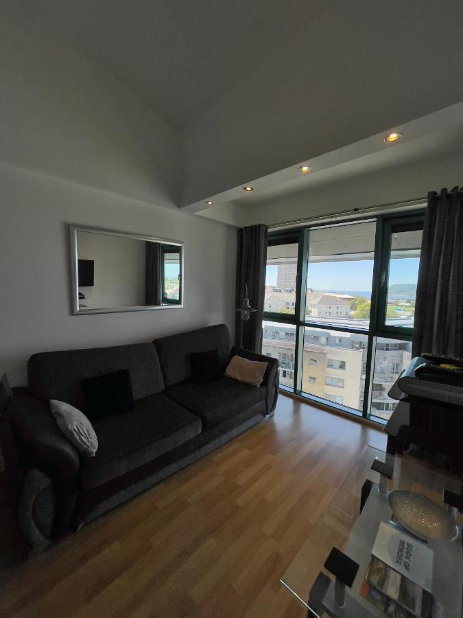 شقة Ocean Crescent Plymouth City Centre Penthouse Level المظهر الخارجي الصورة